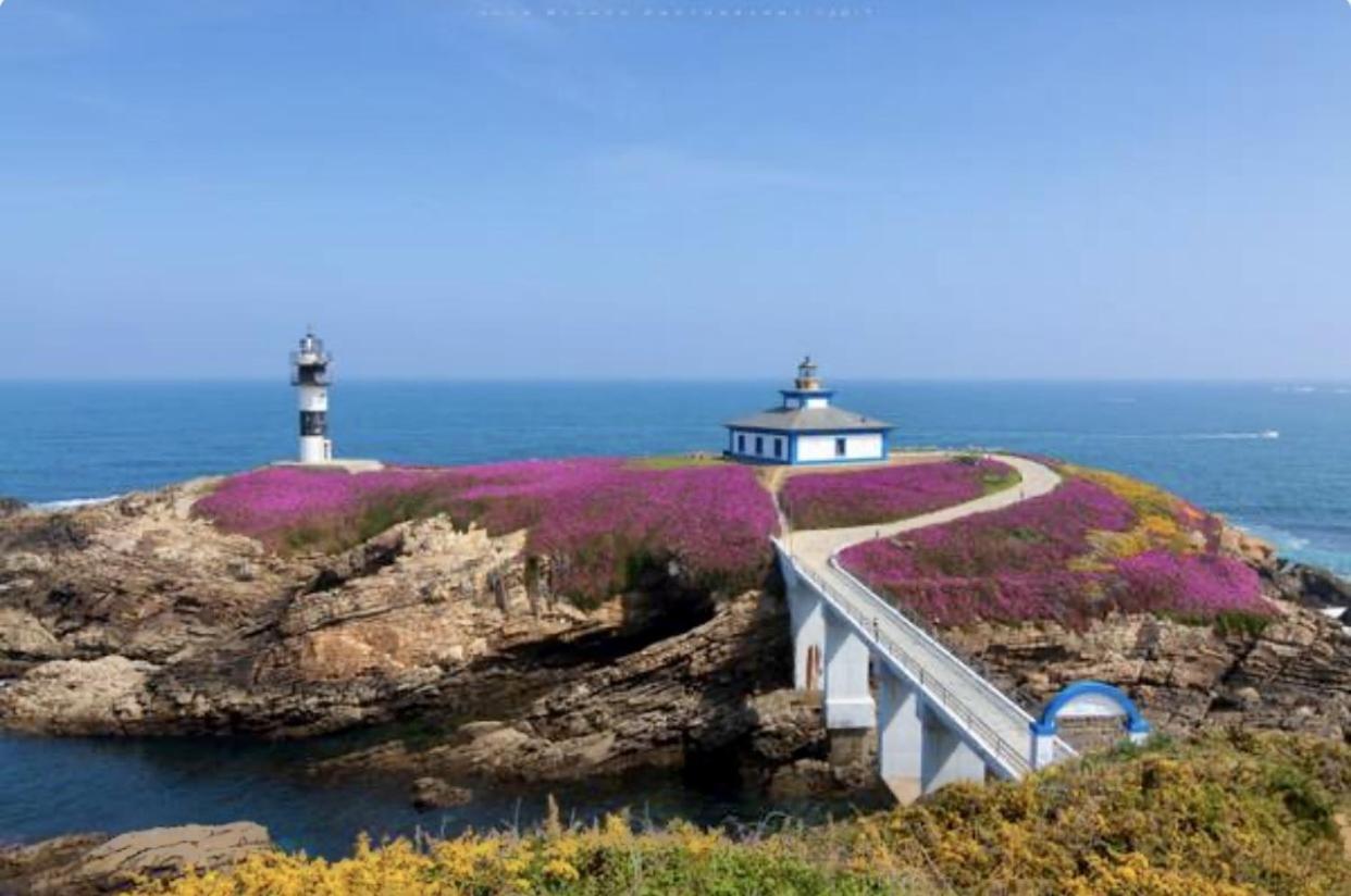Moderno Piso Con La Mejor Terraza De Ribadeo Y Vistas Maravillosas Екстериор снимка