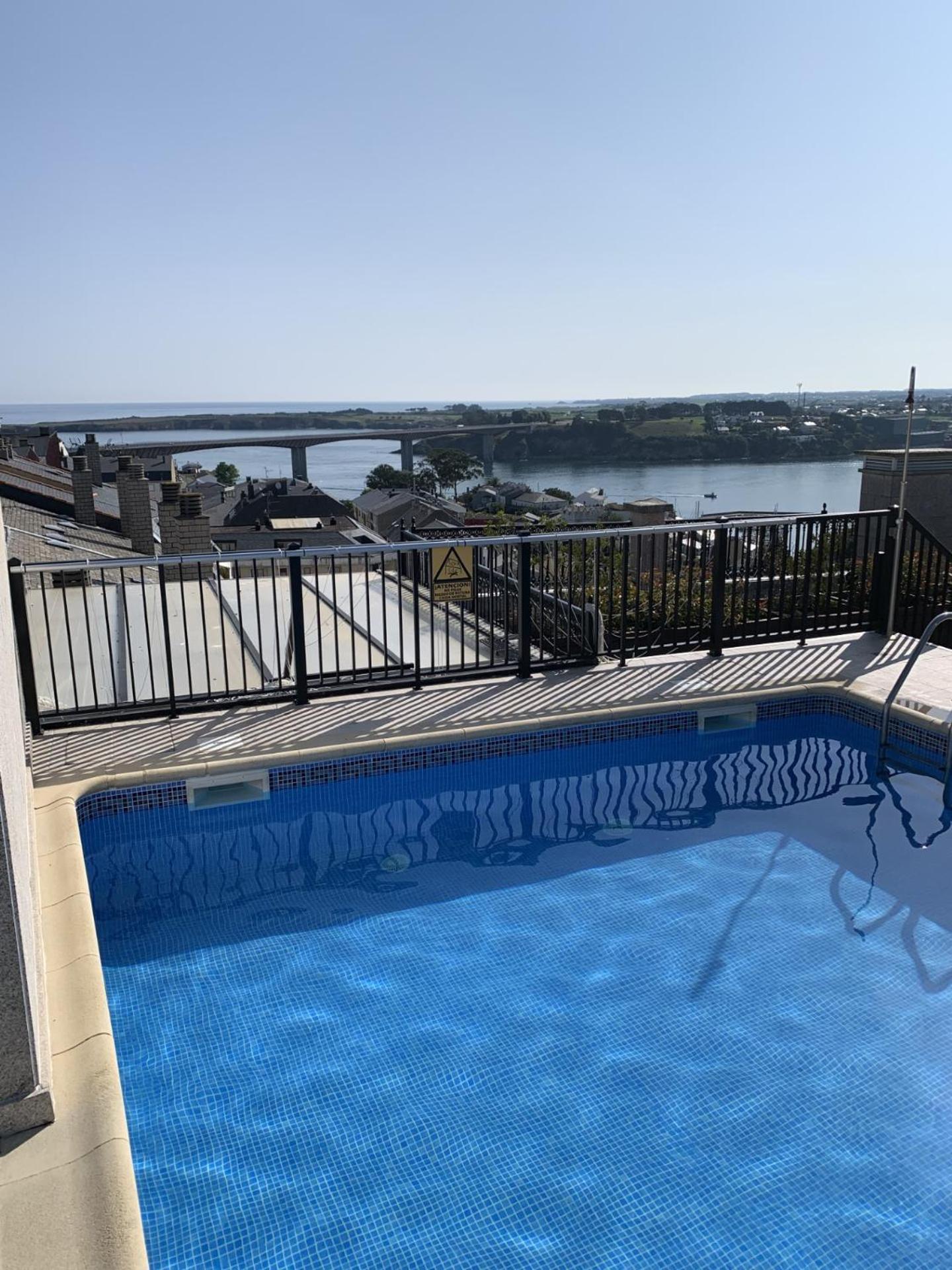 Moderno Piso Con La Mejor Terraza De Ribadeo Y Vistas Maravillosas Екстериор снимка